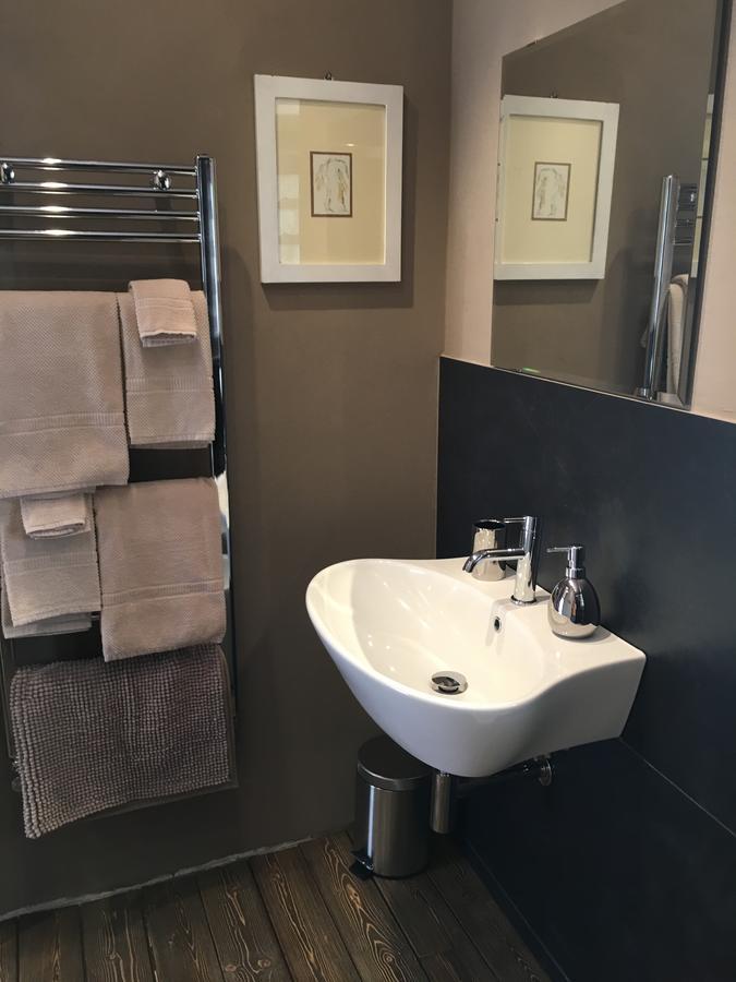 B&B Santapau Charme Living Licodia Eubea ภายนอก รูปภาพ