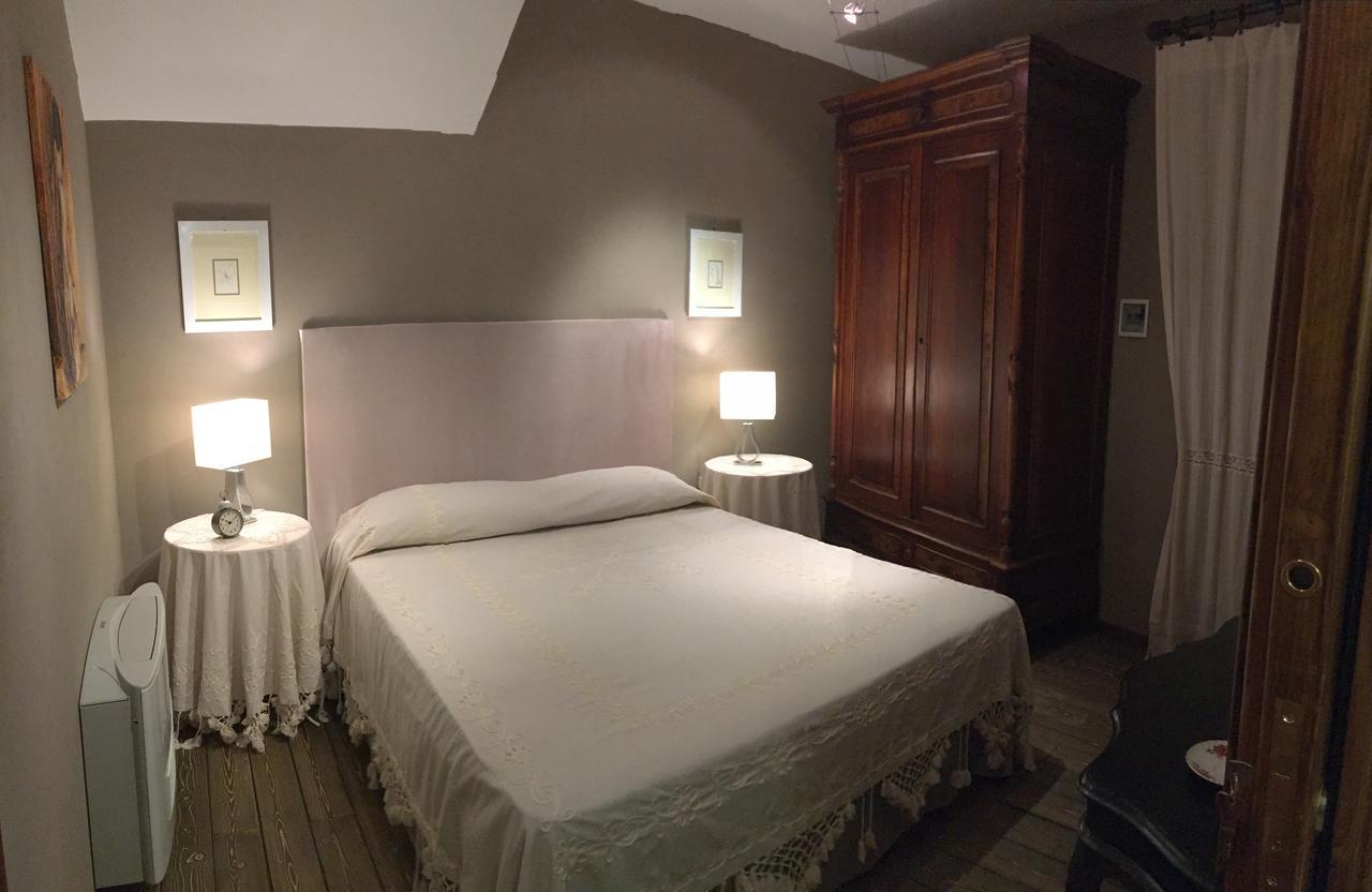 B&B Santapau Charme Living Licodia Eubea ภายนอก รูปภาพ